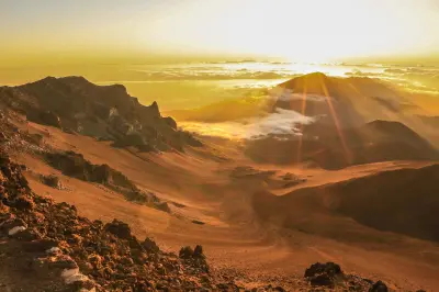 Haleakala-Crater-Sunrise-tour-maui