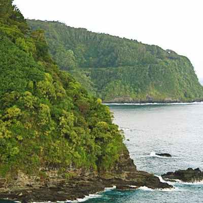 Hana-Coast-Rain-Forest-tour-maui