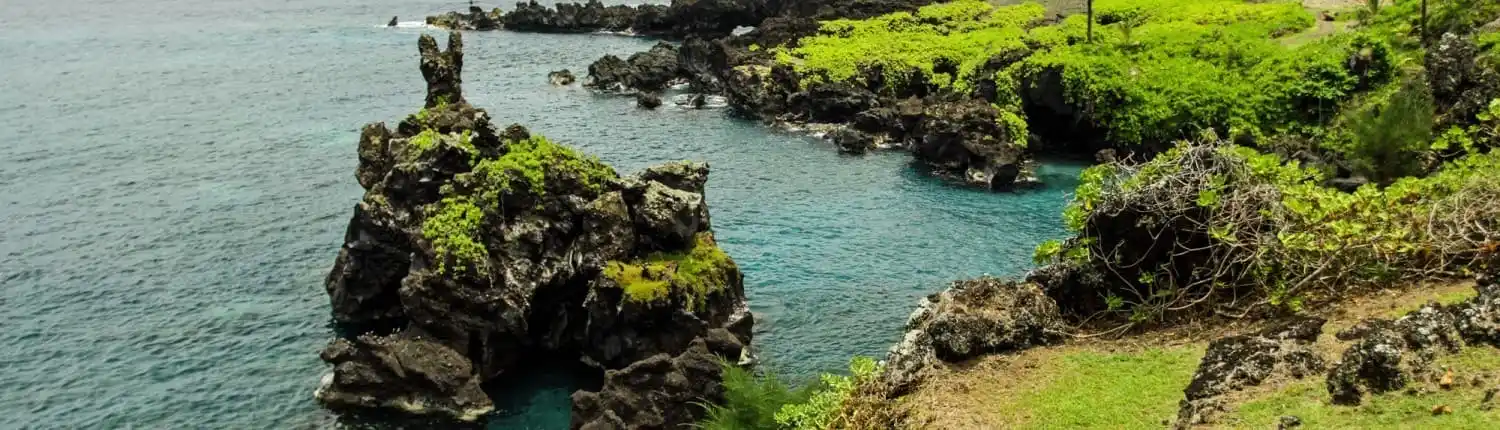 waianapanapa-arches-stacks-tour-maui